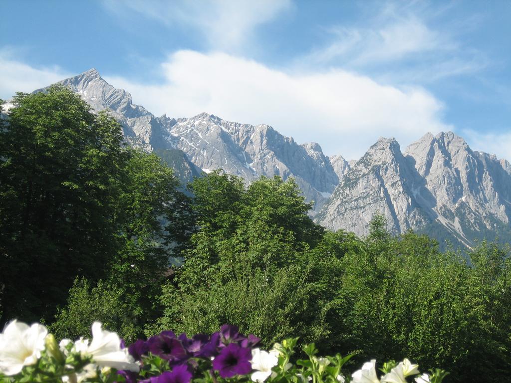 Gaestehaus Nicole Garmisch-Partenkirchen Buitenkant foto