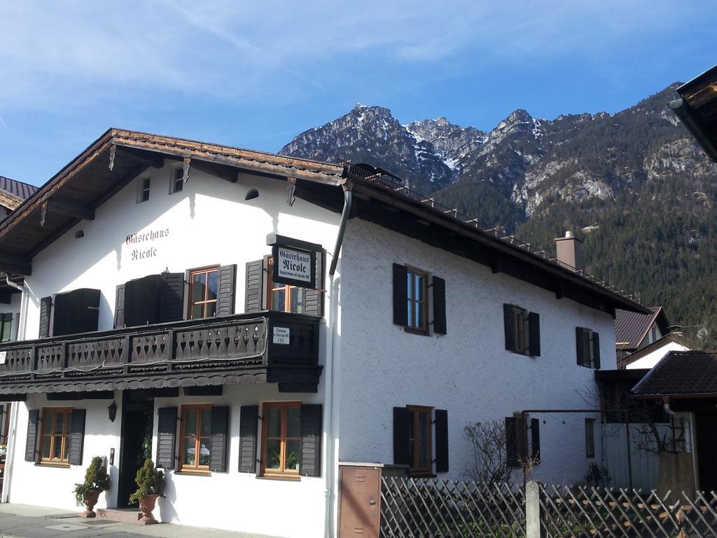 Gaestehaus Nicole Garmisch-Partenkirchen Buitenkant foto
