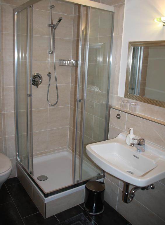 Gaestehaus Nicole Garmisch-Partenkirchen Kamer foto