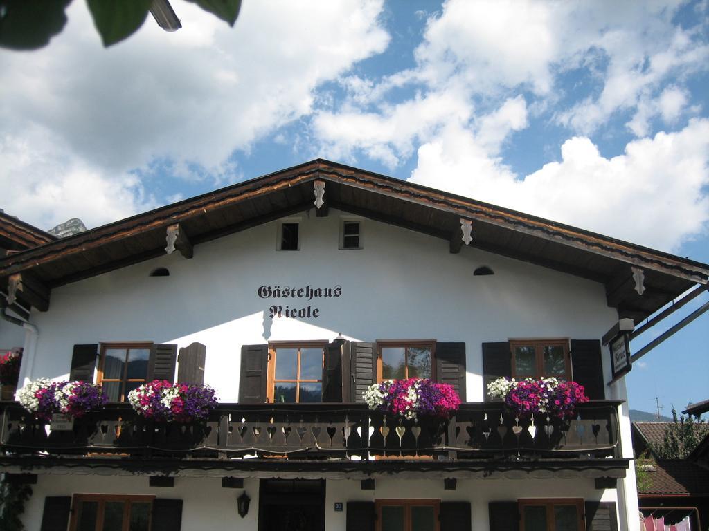 Gaestehaus Nicole Garmisch-Partenkirchen Buitenkant foto