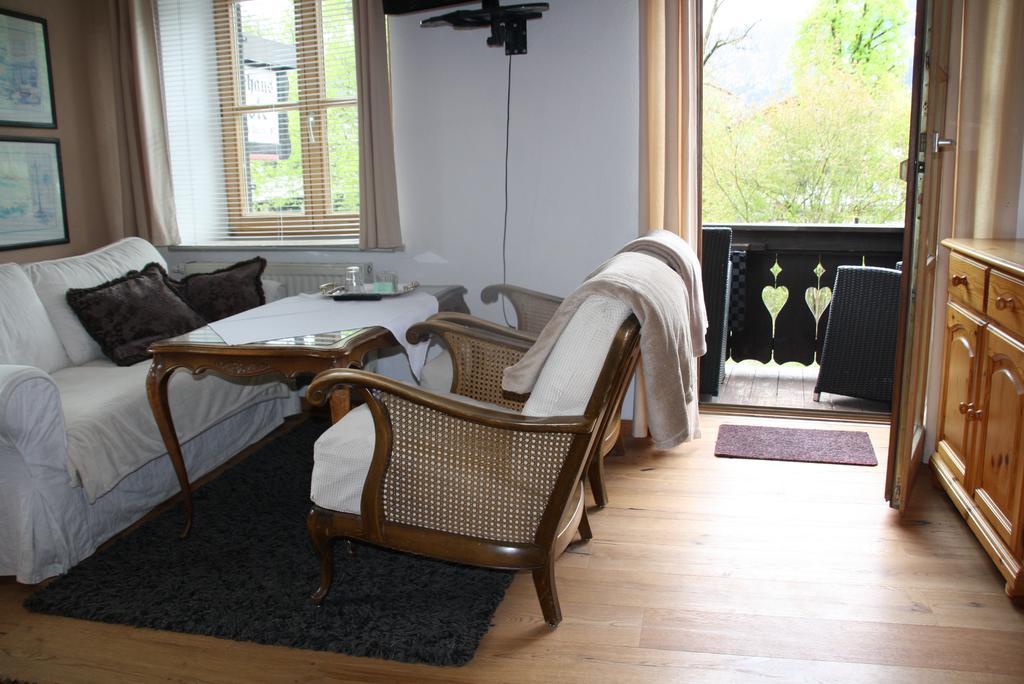 Gaestehaus Nicole Garmisch-Partenkirchen Buitenkant foto