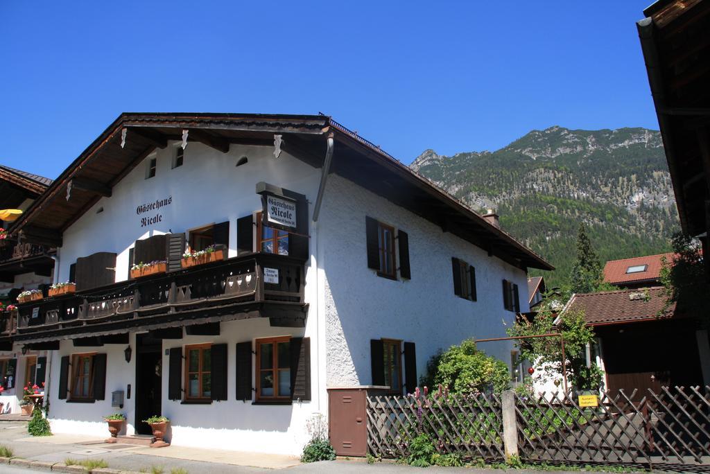 Gaestehaus Nicole Garmisch-Partenkirchen Buitenkant foto